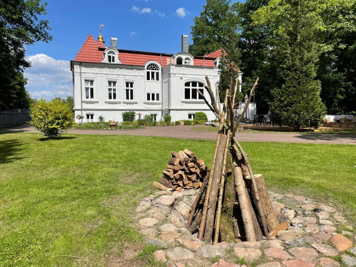 Jagdschloesschen Schwartow Hotel Boizenburg Ngoại thất bức ảnh